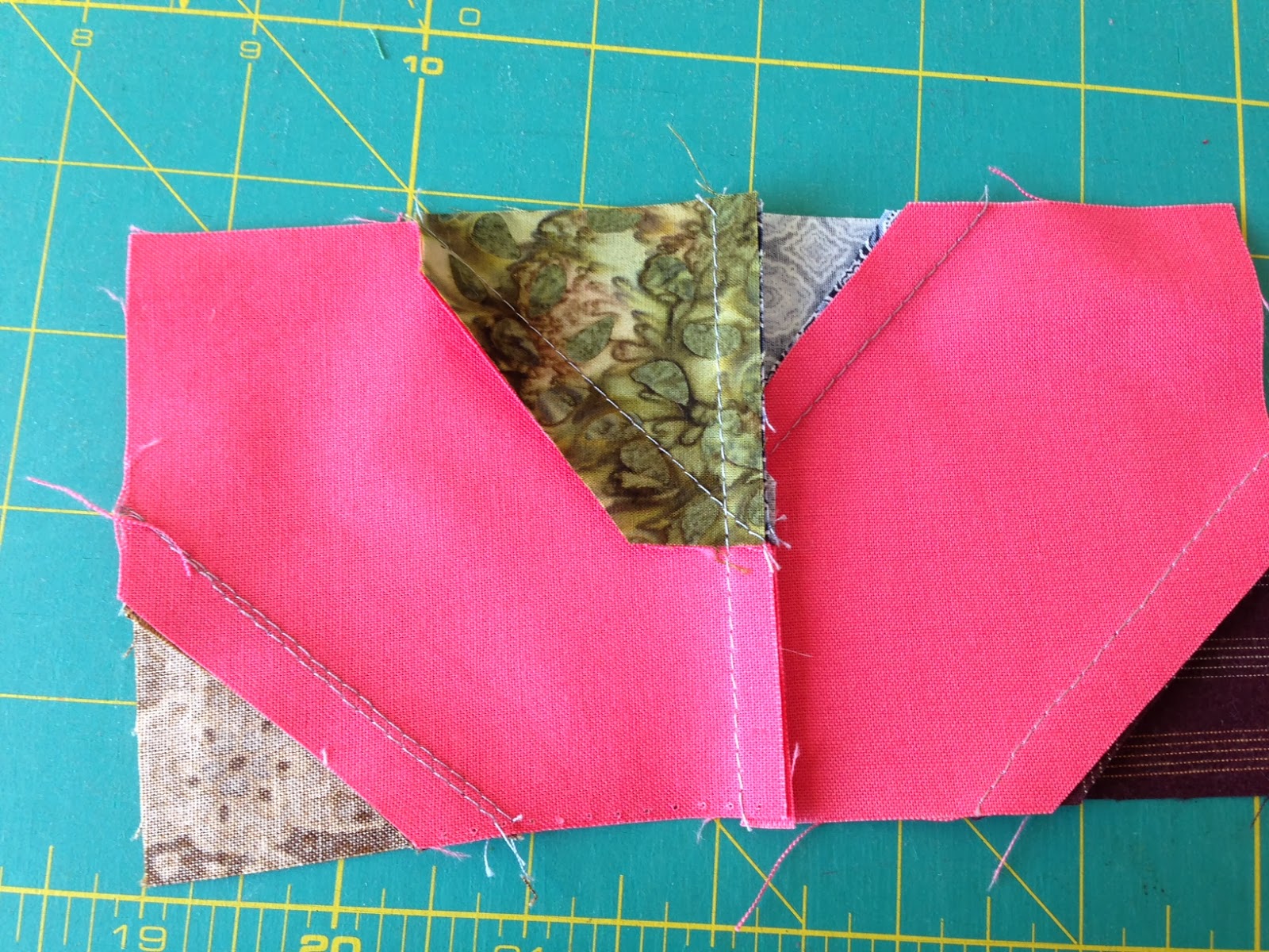 klein meisje quilts tip 28, using sewandflip triangles and making