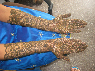 Mehndi Designs for hands 2012