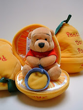2002 UK DS Zip Up Pancake Day Pooh