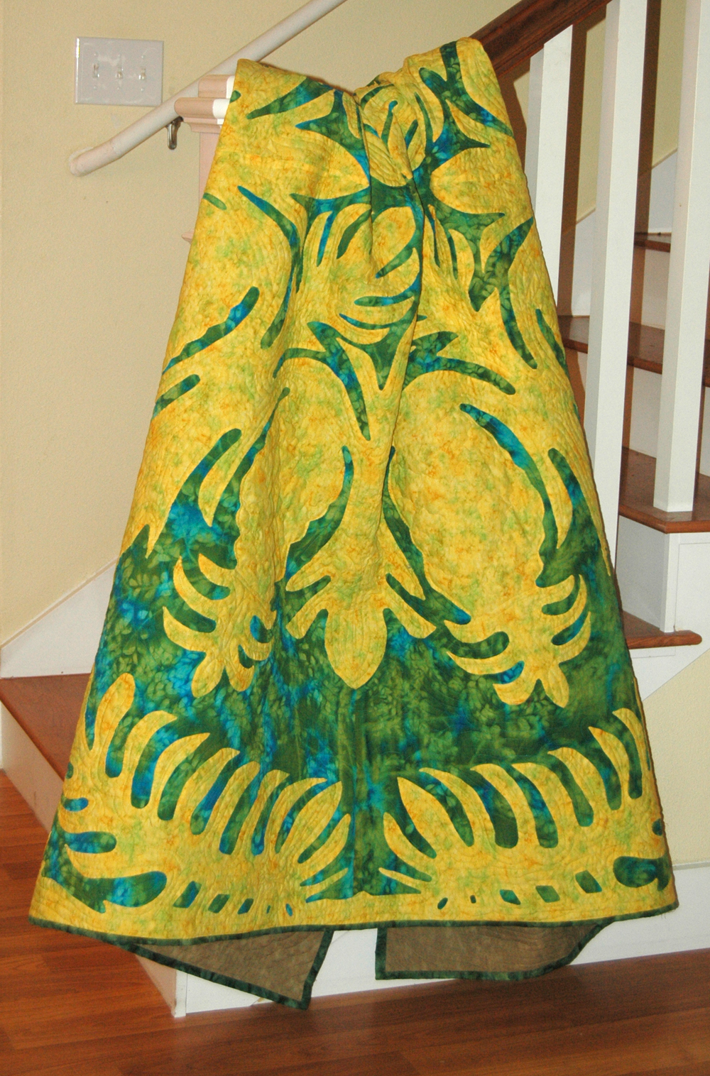 Stitchnquilt Hawaiian Pineapple Quilt