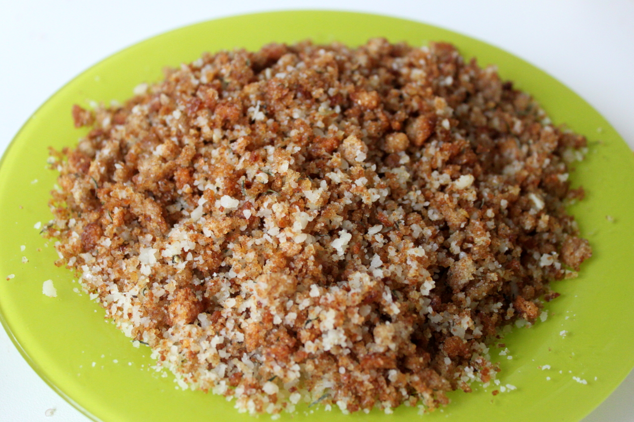 Mama Tommy's Homemade Flavored Bread Crumb Topping [Zack]