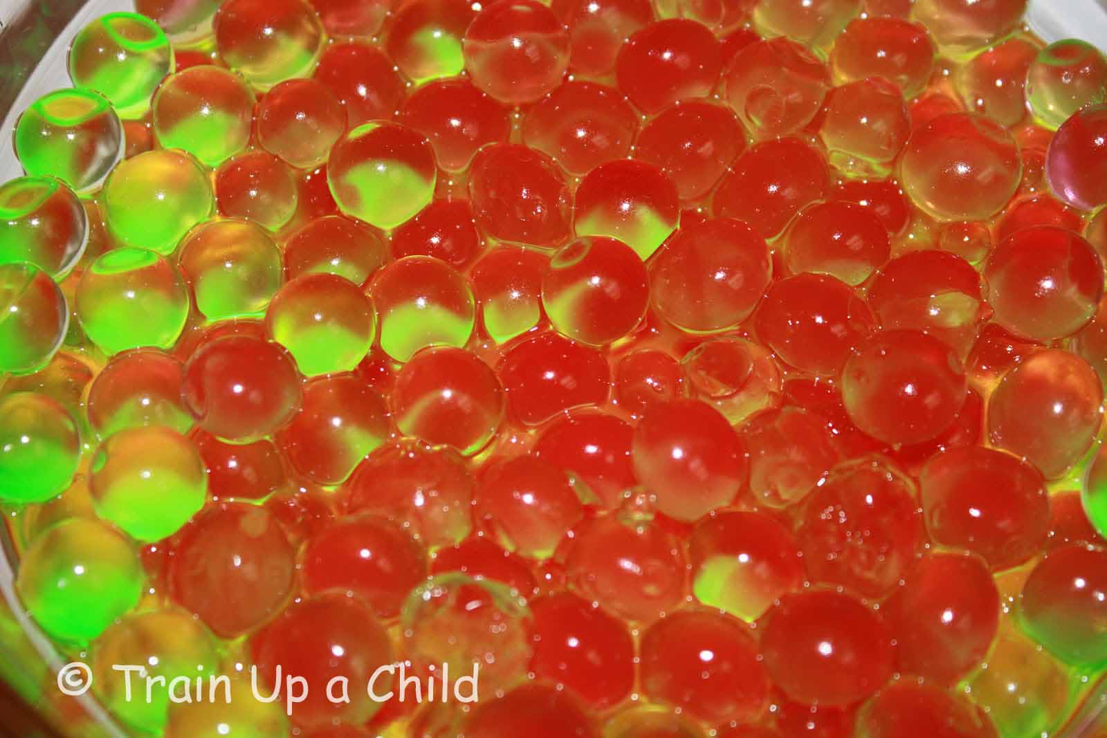 Design Context HOW TO MAKE GLOW IN THE DARK WATER BEADS UV REACTANT