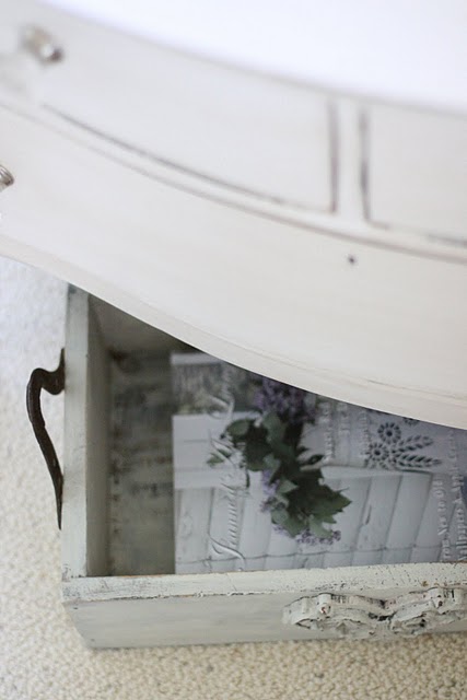 Shabby Chic Ireland Drawer Liners