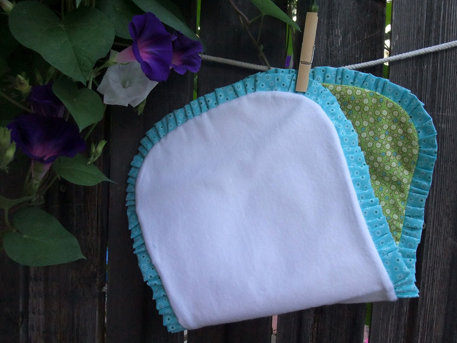 Just Another Hang Up Ruffled Burp Cloth Pattern & Tutorial