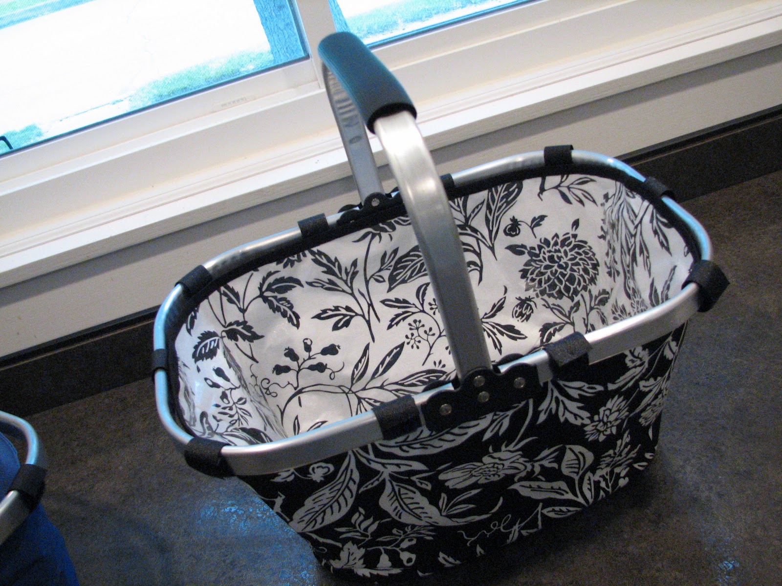 Ms. Elaineous Teaches Sewing: Summer Classes