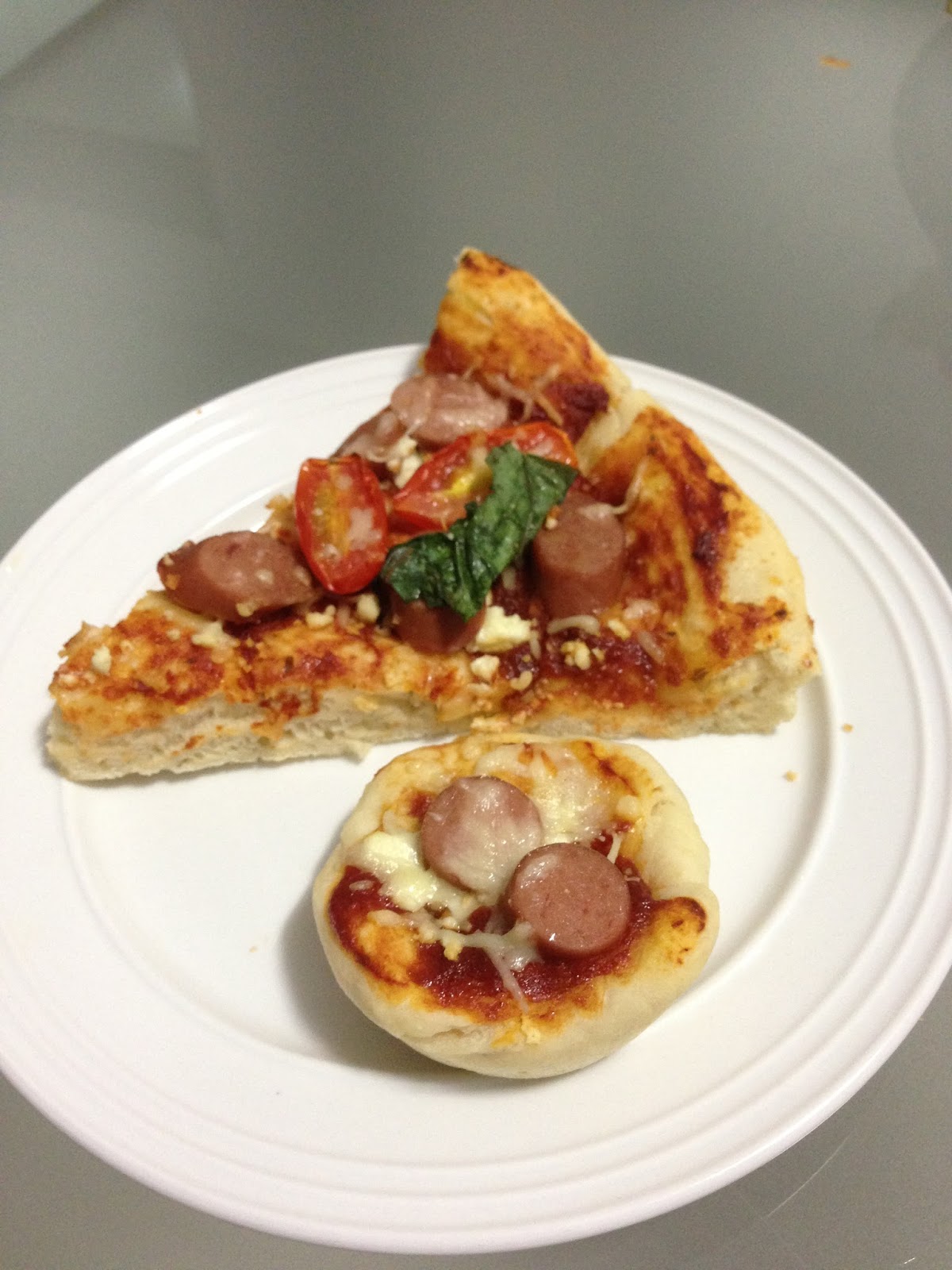 Lilycancook Pizza with basil leaves and mini pizzas
