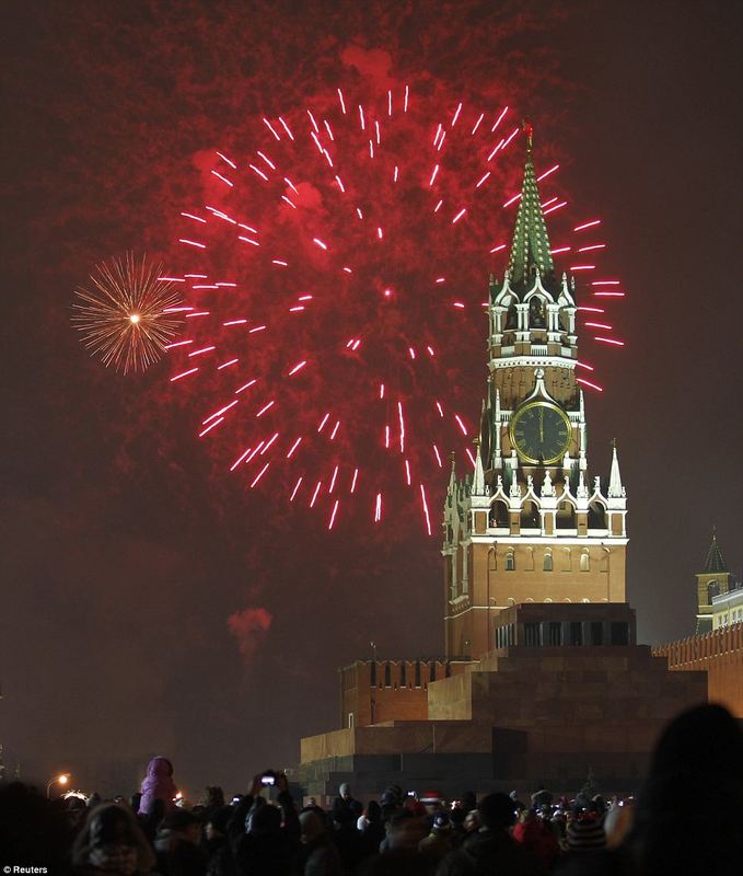 New Years Eve 2011-2012 Fireworks | Photo & Video Gallery