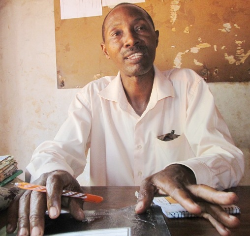 Mwalimu-Mkuu-wa-Shule-ya-Msingi-Lwengera