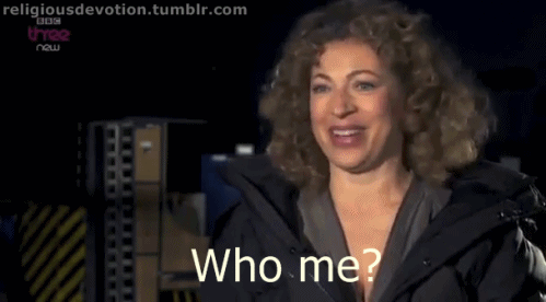 http://4.bp.blogspot.com/-yE9PE8kVMMI/U2kl2H2m34I/AAAAAAAAAio/corFvd5_2RI/s1600/alex+kingston.gif