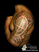 Tatouage Polynesien sur le bras par Tahiti Tattoo à Sanary entre toulon et . tatouage polynesien sur epaule par tahiti tattoo sanary entre toulon et marseille