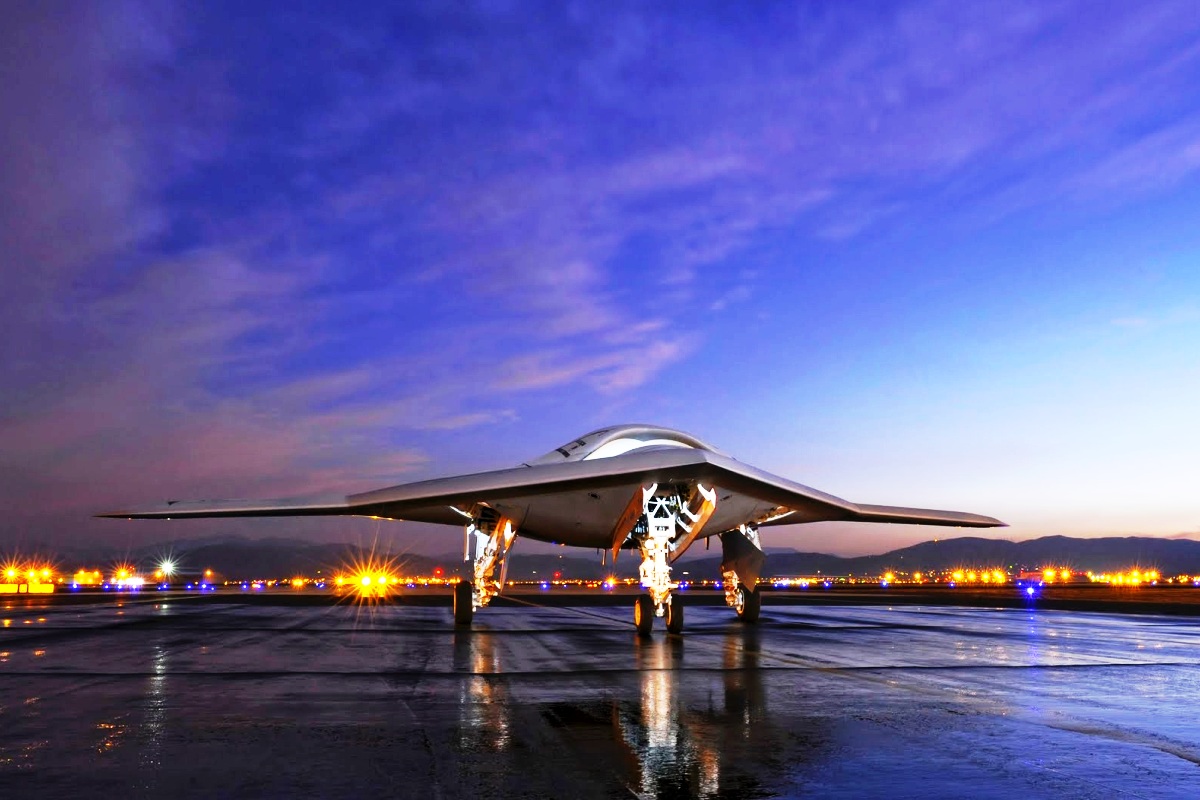 X-47B Jet Tempur UAV 1