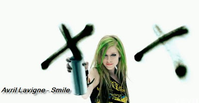 Avril Lavigne - Smile 