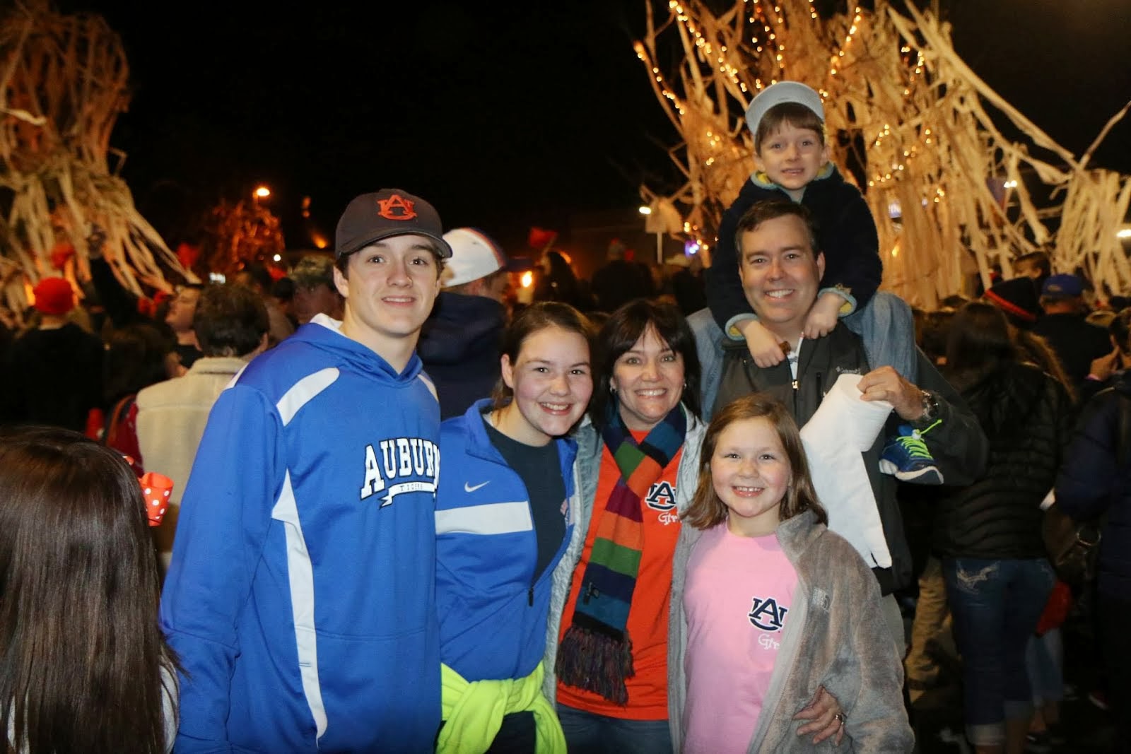 Six Auburn Wages at Toomers