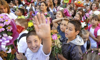 11 800 първокласници тръгват на училище в София