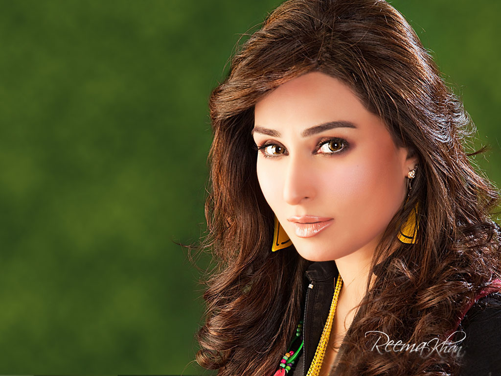 Fashion: Reema Khan