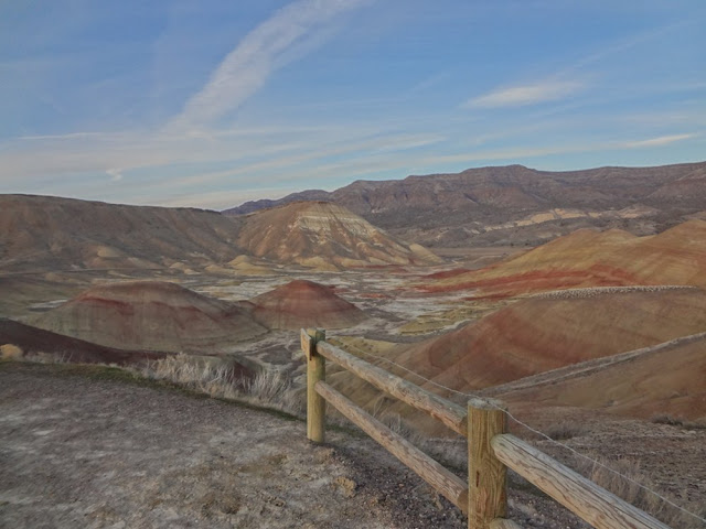 painted hills john day fossil beds