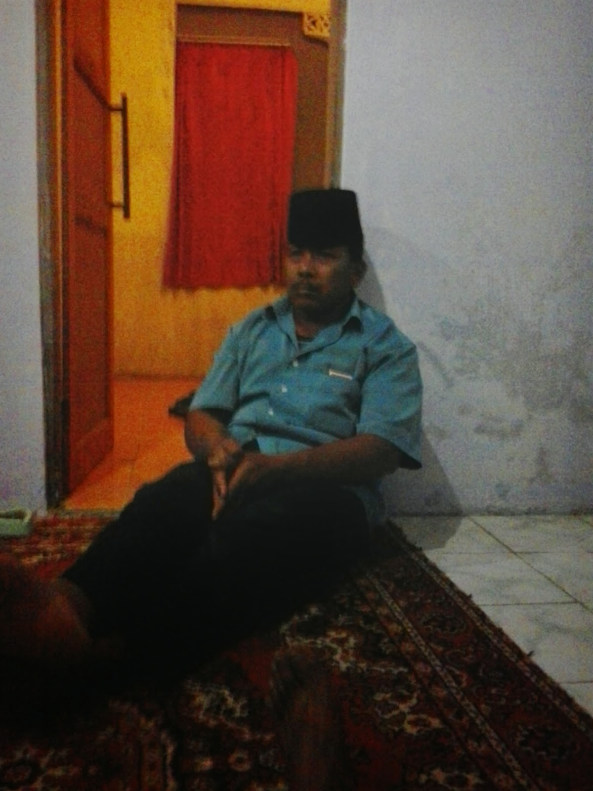 Curhat Hati Yang Terluka Curhat Hati Yang Terluka
