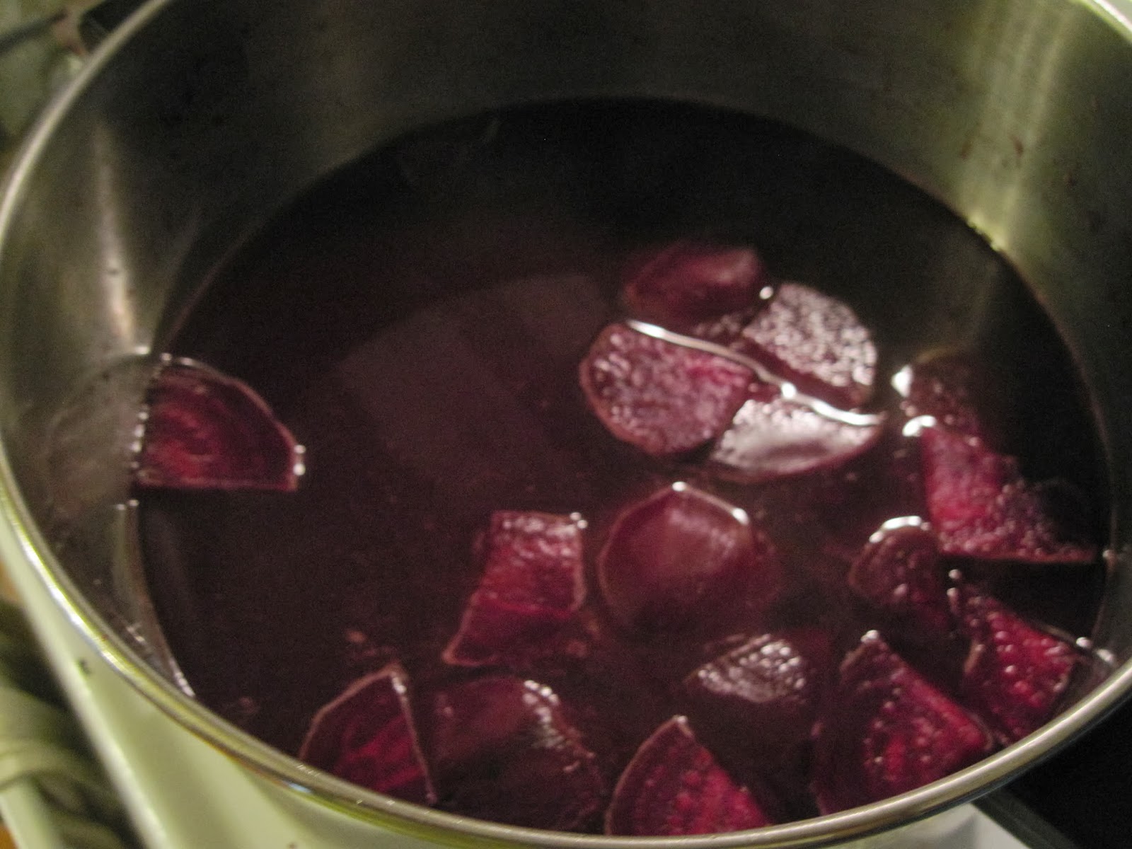 Fermented Foods and Drinks Beet Wine now with video
