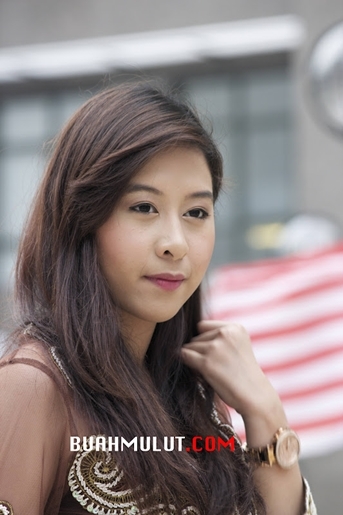 GAMBAR TERBARU MIERA LIYANA YANG COMEL