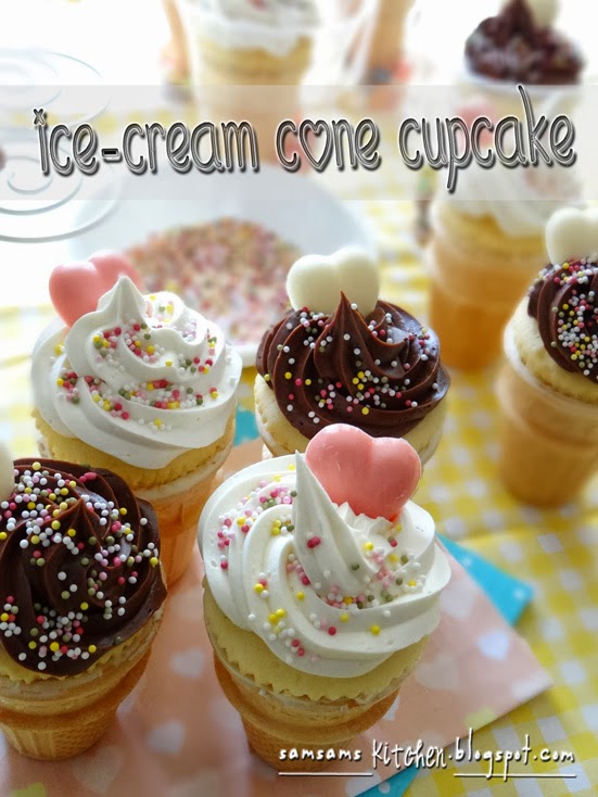 SamSam's Kitchen Valentine's IceCream Cone Cupcake