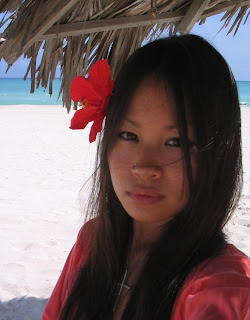 Truly Asians: Filipina topless at beach resort