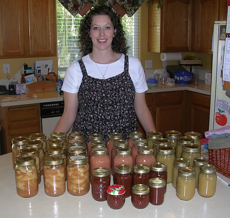Let's Gather in the Kitchen Canned Applesauce
