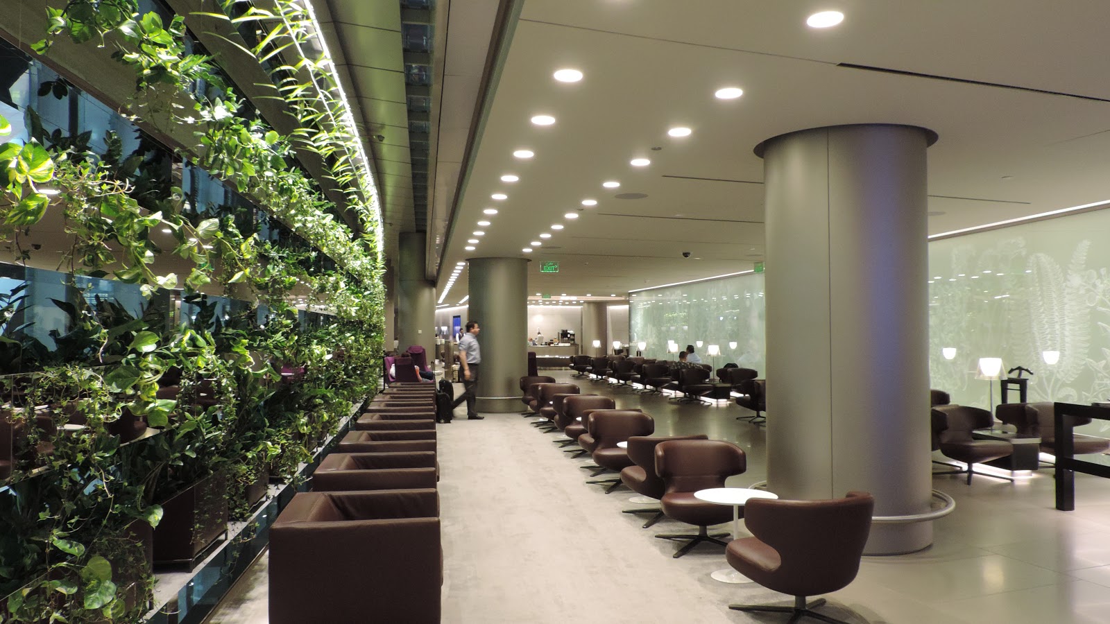 The Filipino Traveler Review Qatar Airways Business Class Lounge