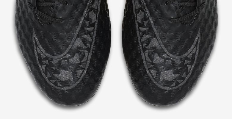 nike hypervenom 1 blackout