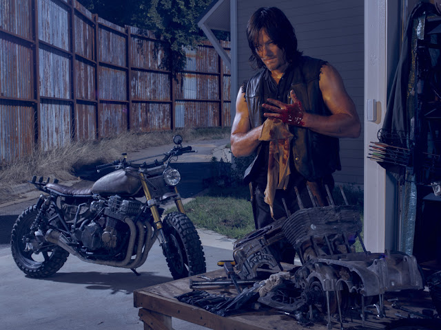 Norman Reedus como Daryl Dixon – The Walking Dead _ temporada 6, Gallery – Photo Credit: Frank Ockenfels 3/AMC