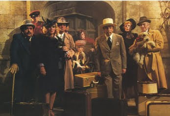 Un cadáver a los postres, David Niven, Peter Falk, Peter Sellers, Maggie Smith, James Coco, Alec Guiness, Truman Capote y James Cromwell Un cadáver a los postres, David Niven, Peter Falk, Peter Sellers, Maggie Smith, James Coco, Alec Guiness, Truman Capote y James Cromwell