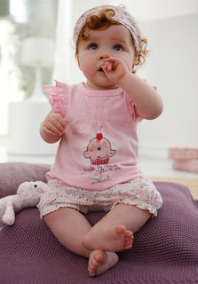 لا تيأس مهما طال الوقت علي تحقيق احلامك المهم ان تجتهد مدونت lolo caty ♫ - صفحة 10 Baby-clothing-cute+baby