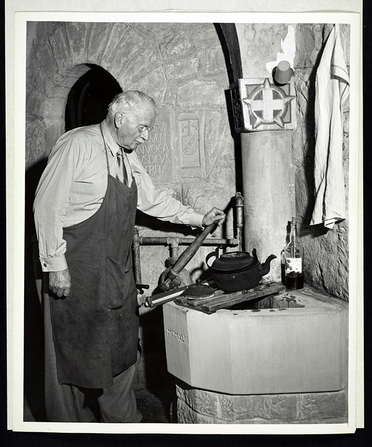 IDEÁLIA Na torre de Jung