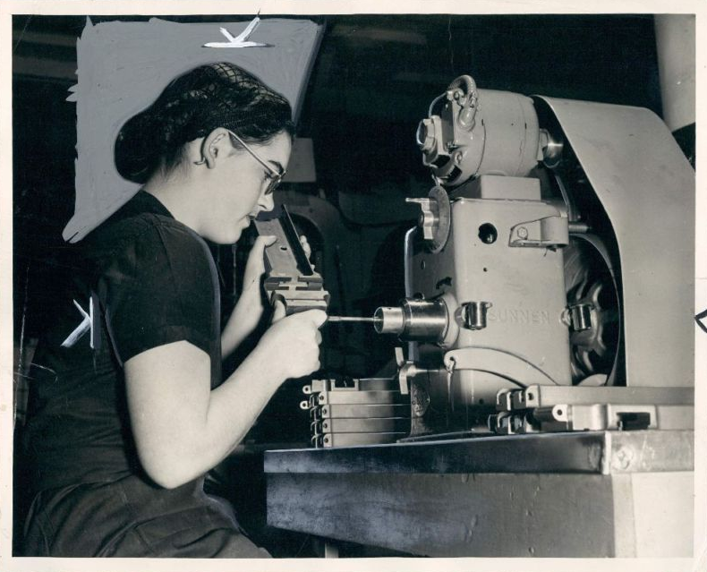 Flint Expatriates Flint Photos 1941 A.C. Spark Plug Worker