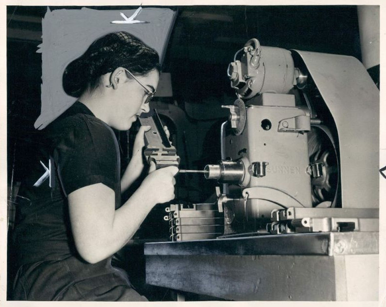 Flint Expatriates Flint Photos 1941 A.C. Spark Plug Worker