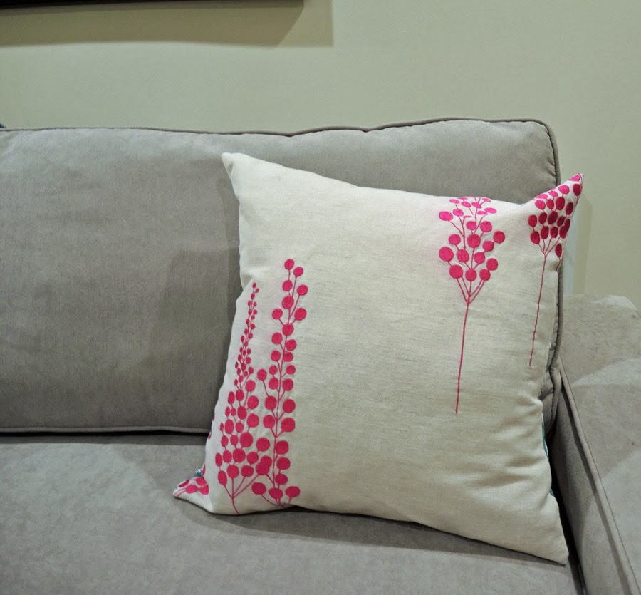 traceytoole: How to make: Throw pillow with zipper closure