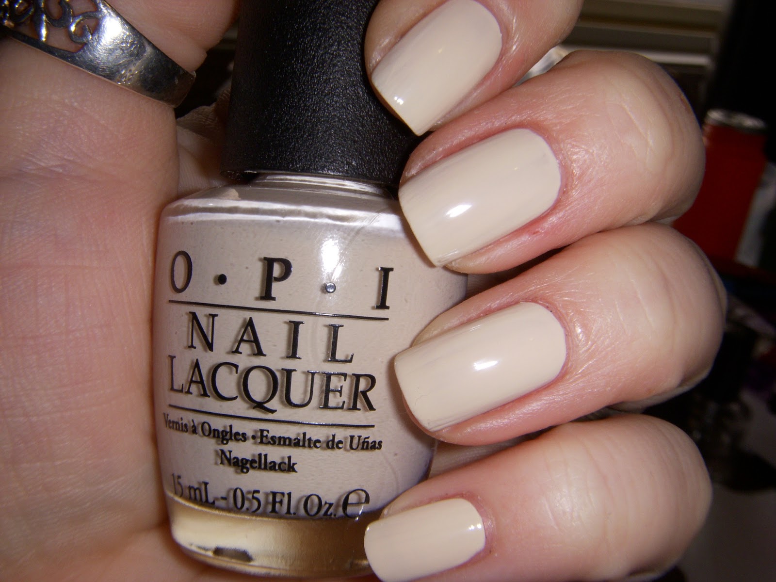 OPI Nail Lacquer, My Vampire is Buff - wide 1