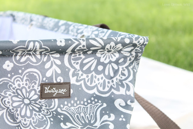 Pack the perfect picnic with totes and accessories from Thirty One!