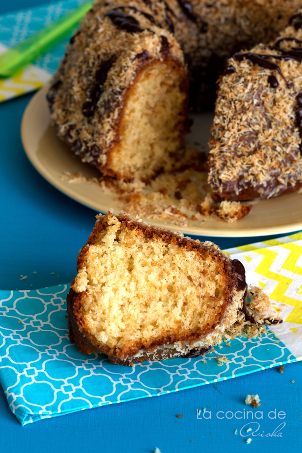 {girl Scout} Samoa Bundt Cake #bundtbakers
