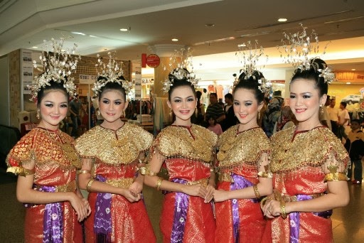 baju kurung palembang