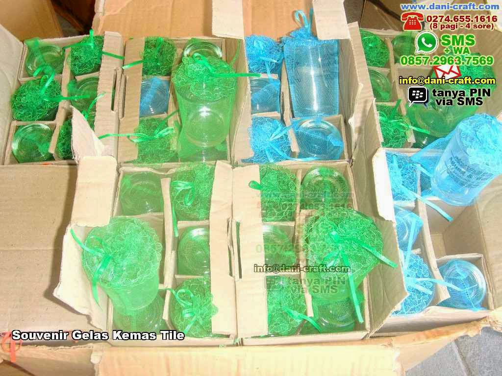 kemasan souvenir kain tile souvenir pernikahan unik bermanfaat harga murah kemasan souvenir kain tile souvenir pernikahan unik bermanfaat harga murah