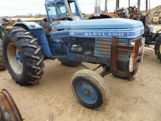 Leyland 272 tractor