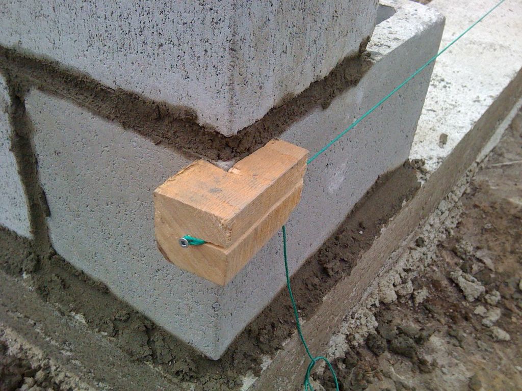 Aiki Homestead: Laying Concrete (Cinder) Blocks