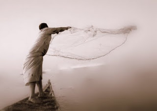 http://4.bp.blogspot.com/-yXdYaDCBGsM/Uh45VJv08WI/AAAAAAAAm6g/uwJZXHAB0jY/s1600/PESCADOR+DE+HOMBRES.jpg