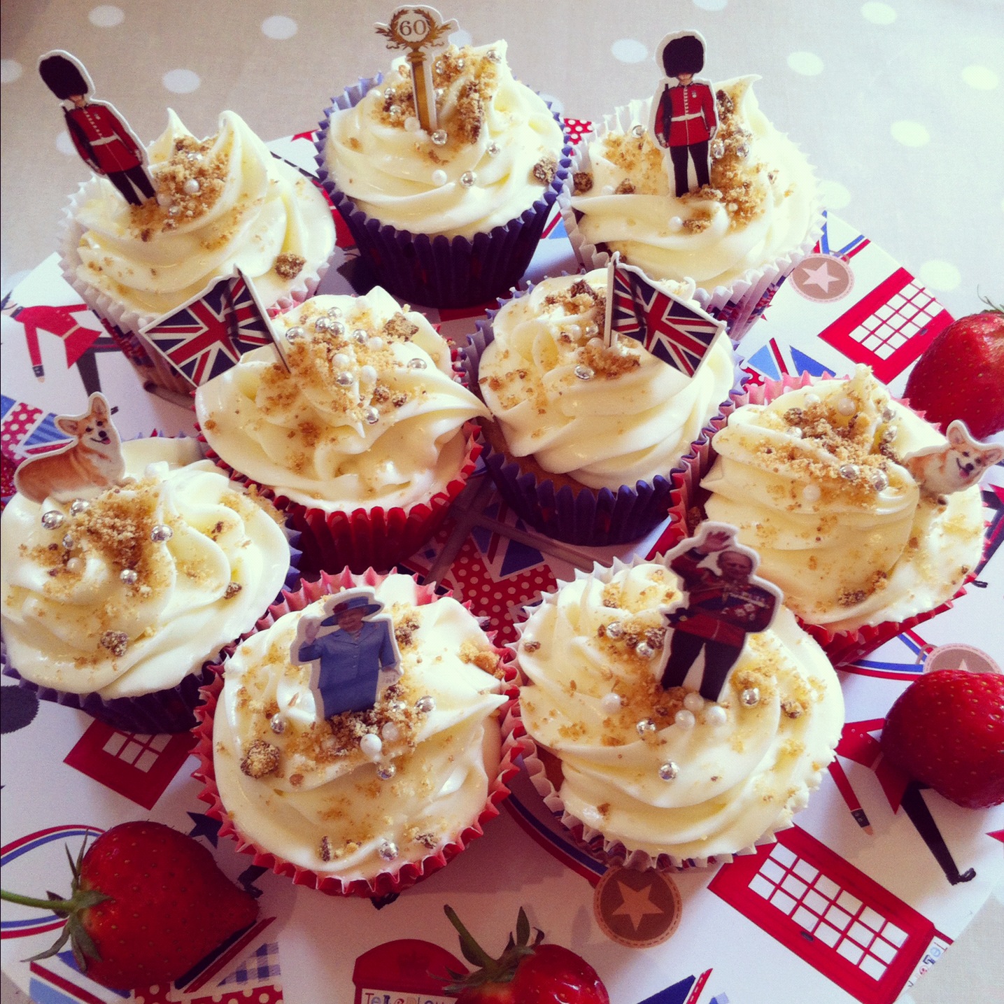 honey and the dude Recipe of the Week Strawberries & Cream Jubilee