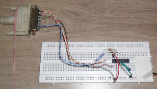 testando o programador DAPA com um ATTiny2313 - clique para ampliar.