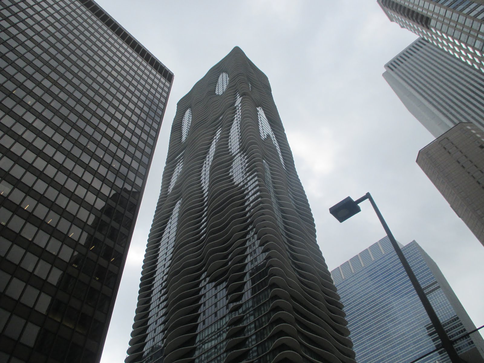 AQUA BUILDING CHICAGO