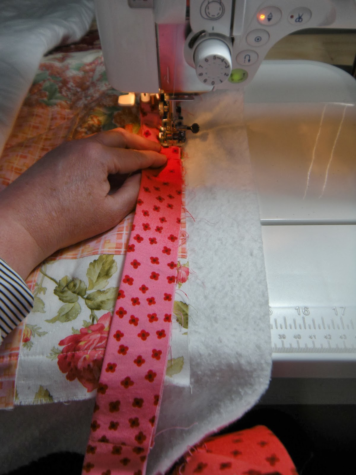 Life in the Scrapatch Girl + XO Quilt Ruffled & Finished!