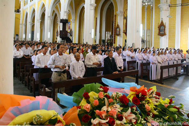 Thánh lễ đón Cha xứ nhận nhiệm sở Giáo xứ Phú Nhai-Gp Bui Chu IMG_9058+copy