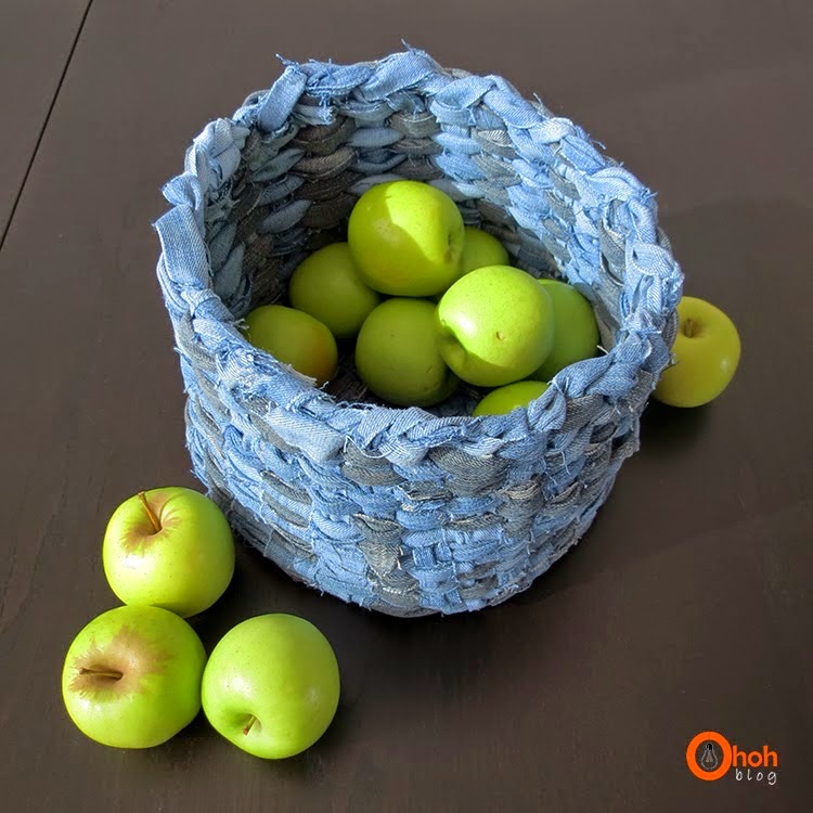 Totally Tutorials Tutorial How to Make a Denim Basket
