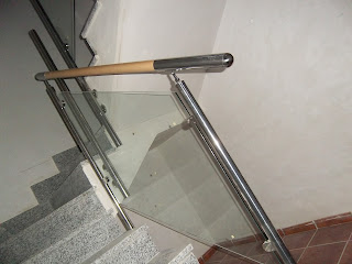 NORBEL CARPINTERIA METÄLICA Y ACERO INOXIDABLE: BARANDILLA ESCALERA EN